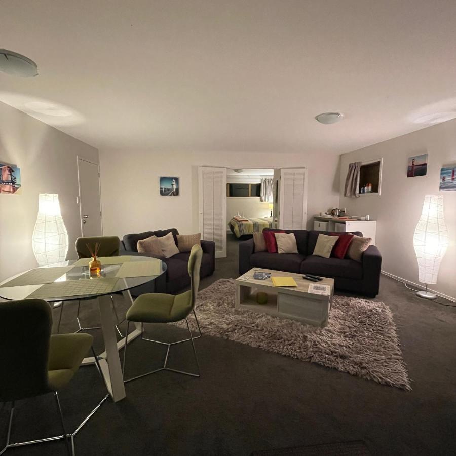 Baywaterviews Bed and Breakfast Haruru Exteriör bild