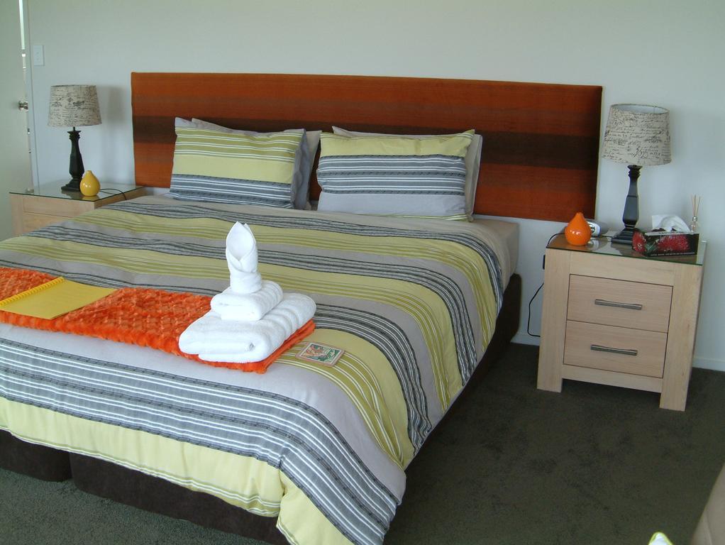 Baywaterviews Bed and Breakfast Haruru Exteriör bild