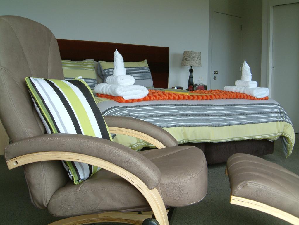 Baywaterviews Bed and Breakfast Haruru Exteriör bild