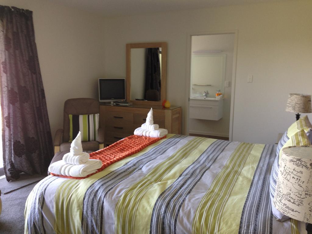 Baywaterviews Bed and Breakfast Haruru Rum bild