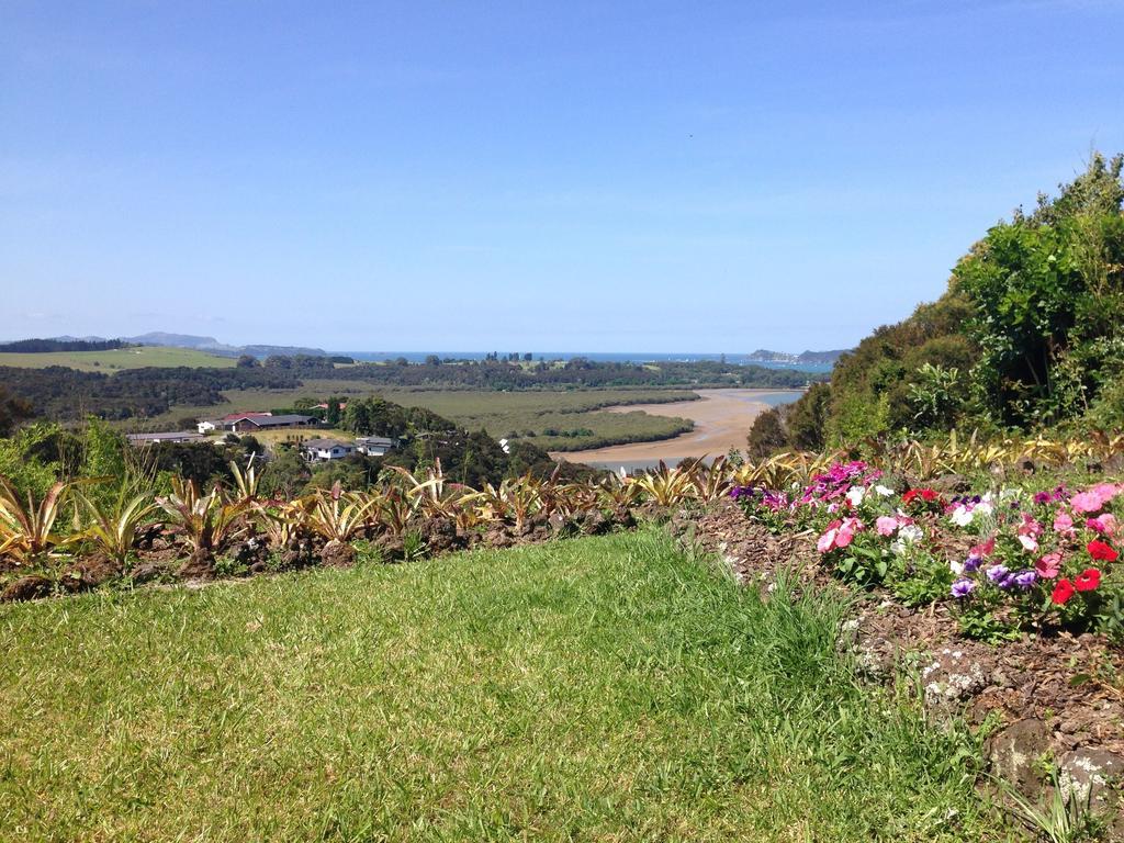 Baywaterviews Bed and Breakfast Haruru Exteriör bild