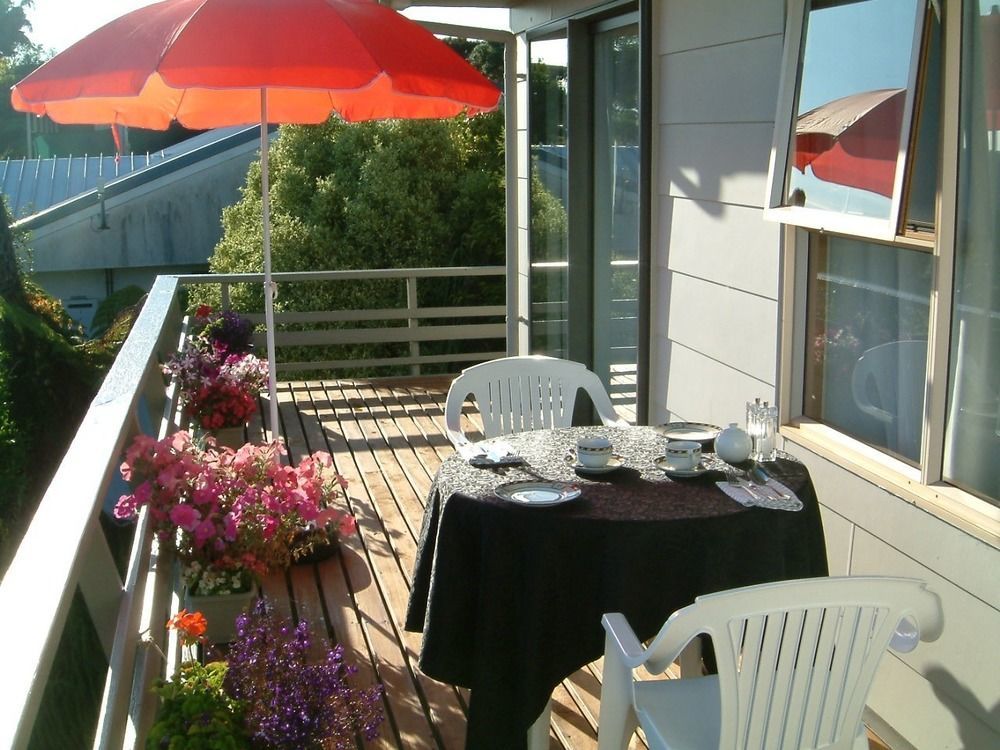 Baywaterviews Bed and Breakfast Haruru Exteriör bild